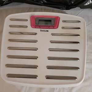 Taylor Body Fat Analyzer Scale Whte/silver 9v Battery Tested